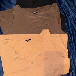 Express body contour Sleeveless Tops - Set of 3